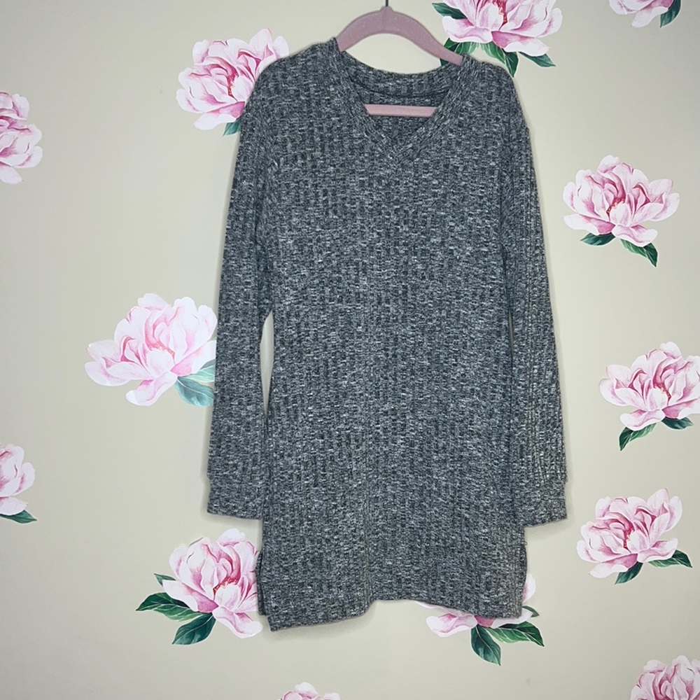 Dress V-neck With pockets.  DD-17